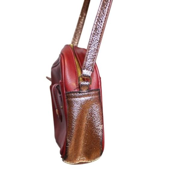 G.I.L.I. Burgundy Red Leather Crossbody Purse Gold Metallic Trim - Picture 4 of 6